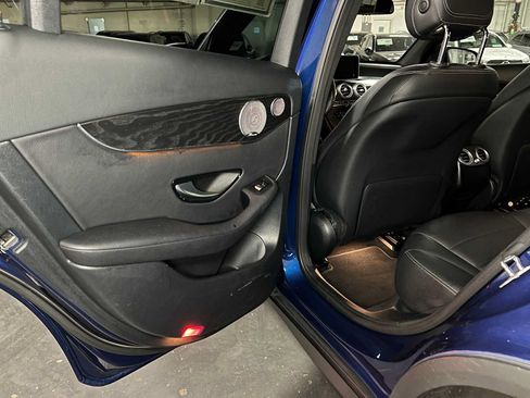 Certified 2018 Mercedes-Benz GLC 300 4MATIC image 17