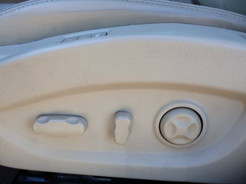 Used 2013 Buick LaCrosse Premium w/ Entertainment Package image 13