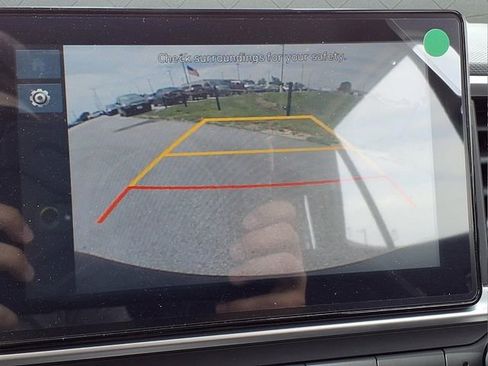 New 2026 Hyundai Venue SEL FWD image 15