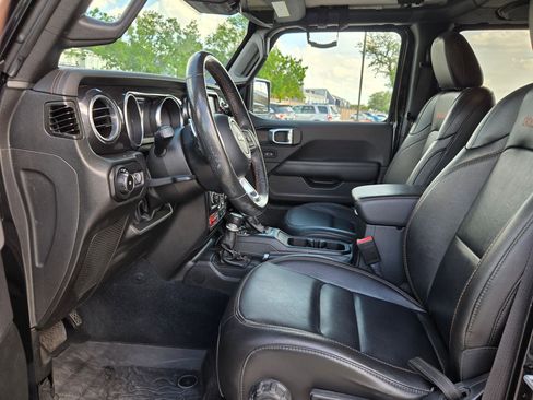 Used 2022 Jeep Wrangler Unlimited Rubicon AWD/4WD image 10
