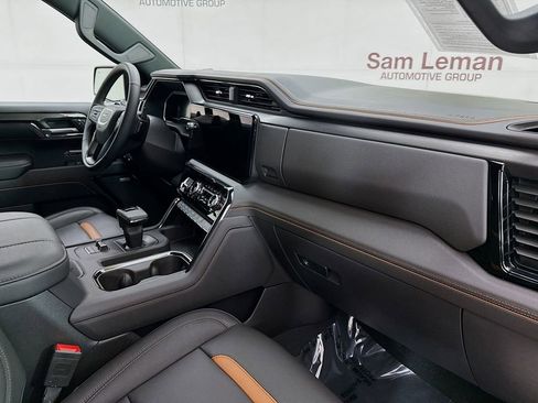 Used 2023 GMC Sierra 1500 AT4 image 30