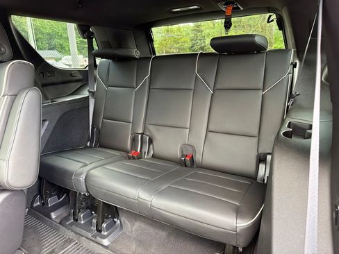 Used 2022 Cadillac Escalade Premium Luxury w/ Performance Package AWD/4WD image 26
