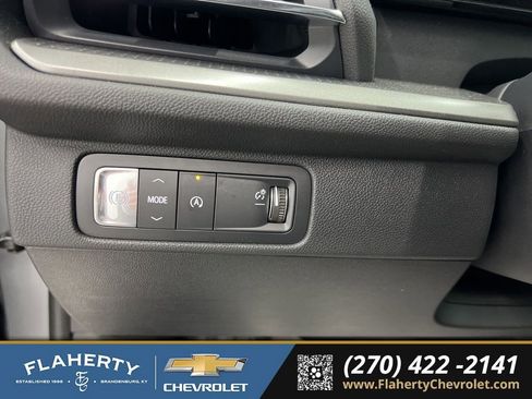 New 2026 Chevrolet Traverse LT w/ Driver Confidence Package image 23