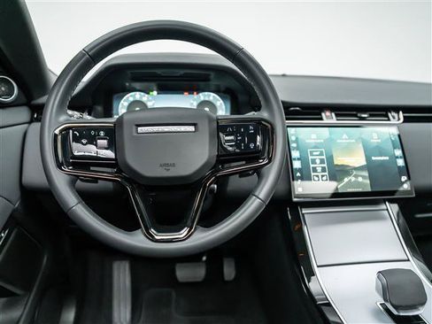 Used 2025 Land Rover Range Rover Evoque S AWD/4WD image 17