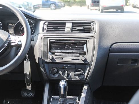 Used 2015 Volkswagen Jetta S FWD image 17