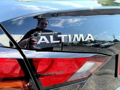 Certified 2024 Nissan Altima 2.5 SR AWD/4WD image 24