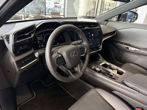 Used 2024 Lexus RZ 300e Premium w/ Accessory Package (Z1) image 14