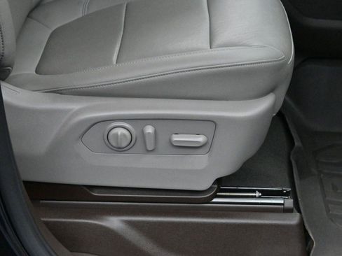 Used 2021 GMC Sierra 1500 SLT w/ SLT Premium Plus Package image 32