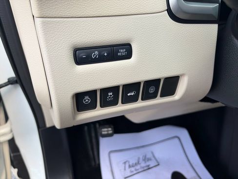 Used 2024 Nissan Murano SL AWD/4WD image 18