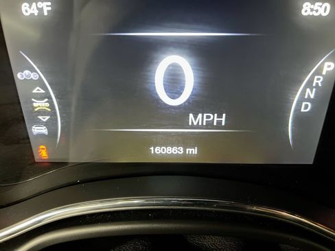 Used 2018 Jeep Grand Cherokee Altitude AWD/4WD image 13