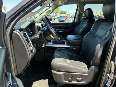 Used 2016 RAM 2500 Laramie AWD/4WD image 10