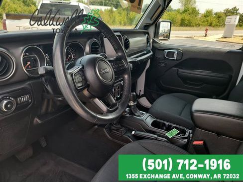 Used 2022 Jeep Wrangler Unlimited Sport AWD/4WD image 10