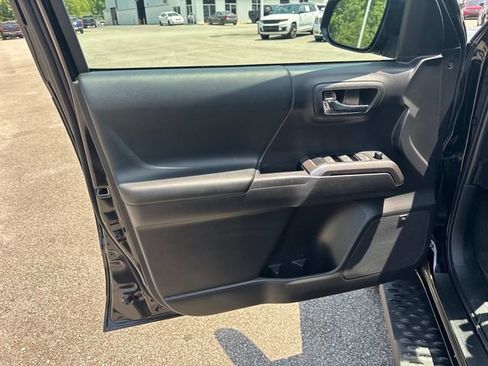Used 2023 Toyota Tacoma Limited w/ Nightshade Package AWD/4WD image 25