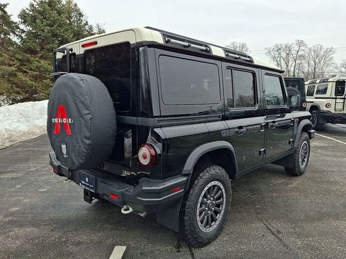 New 2026 INEOS Grenadier Fieldmaster Edition image 4