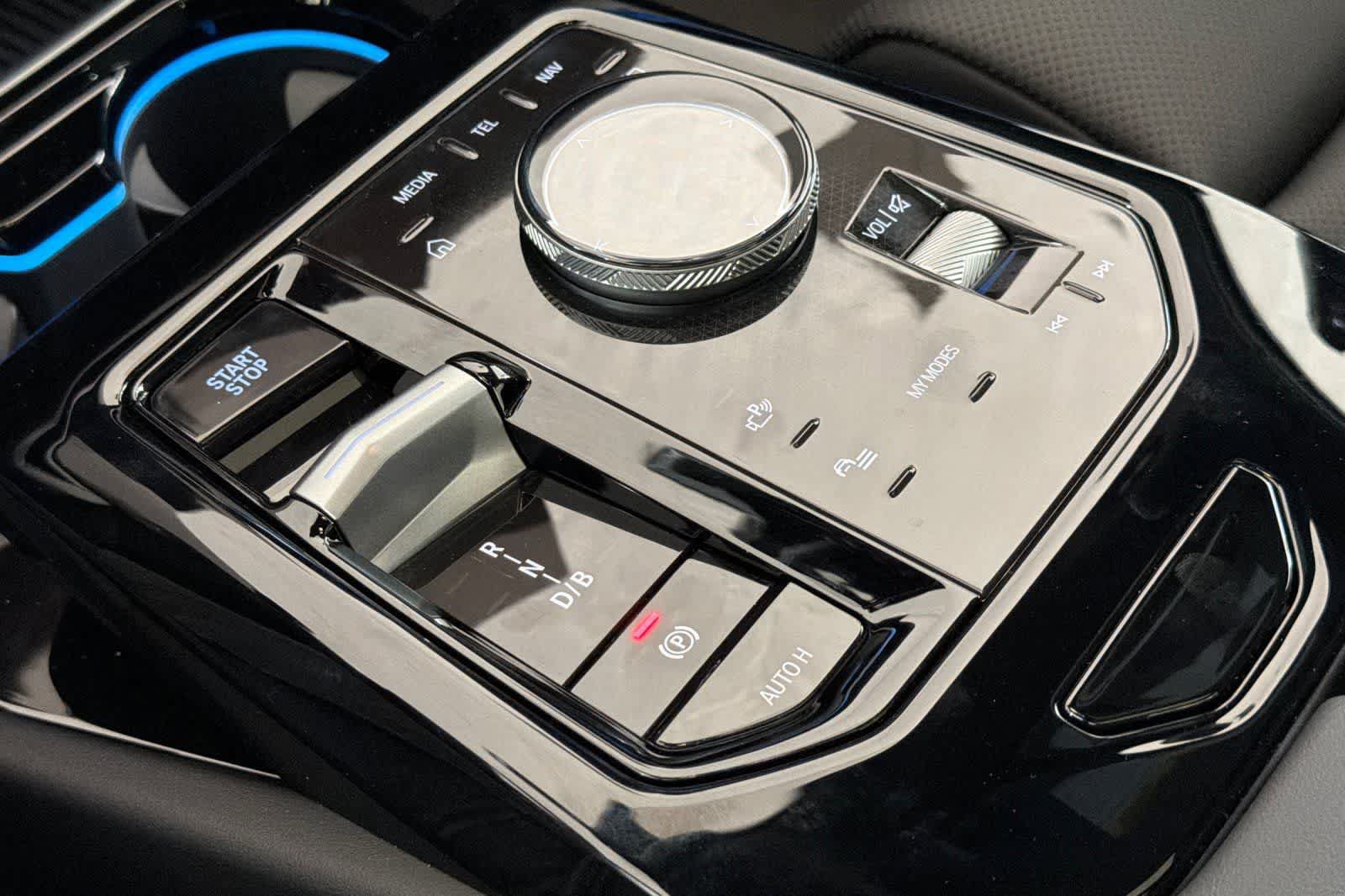 New 2026 BMW i5 M60 AWD/4WD image 21