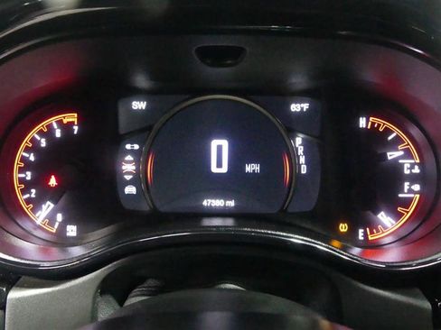 Used 2021 Dodge Durango SXT image 32