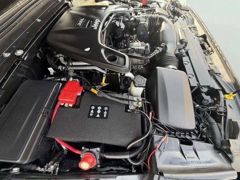 Used 2019 Jeep Wrangler Unlimited Rubicon image 33