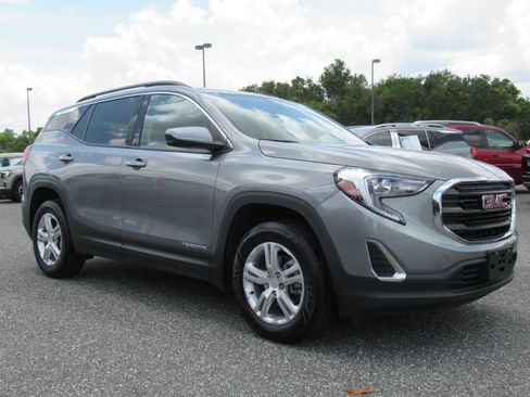 Used 2020 GMC Terrain SLE w/ Driver Convenience Package AWD/4WD image 1
