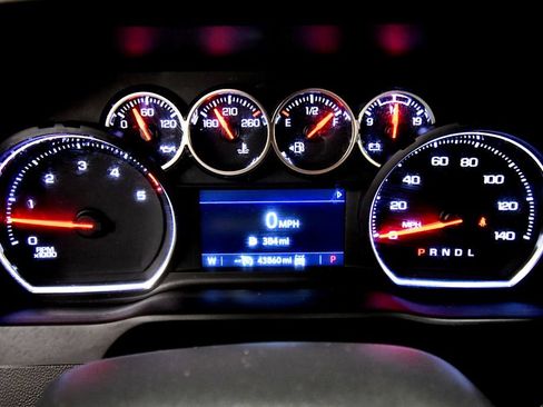 Used 2023 Chevrolet Silverado 3500 LT w/ Convenience Package AWD/4WD image 22