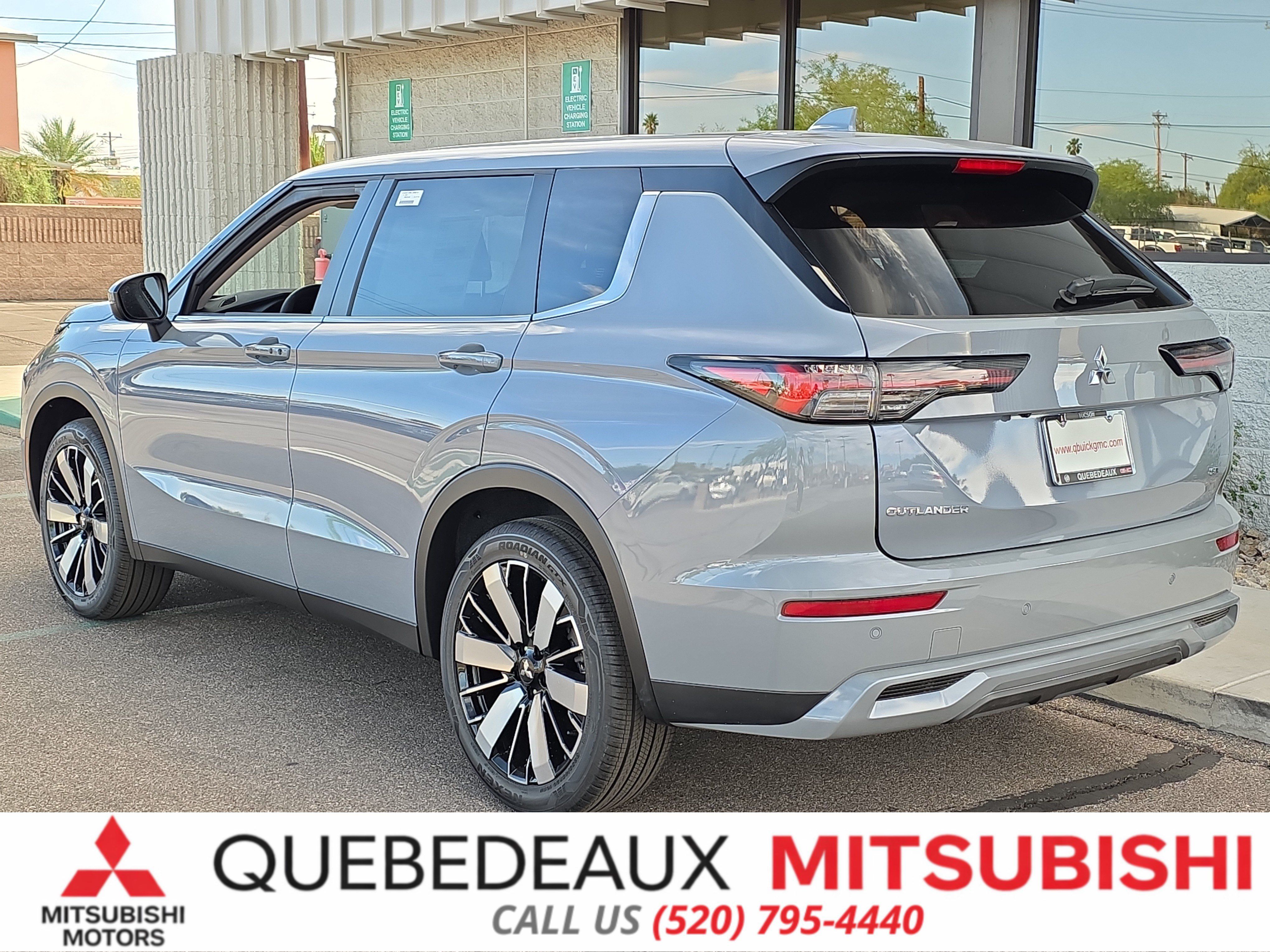 New 2026 Mitsubishi Outlander SE FWD image 5
