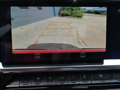 New 2026 Chevrolet Silverado 1500 LT AWD/4WD image 24