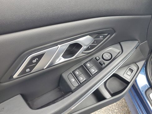 Used 2022 BMW 330i xDrive Sedan w/ Driving Assistance Package image 20