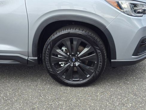 Used 2022 Subaru Ascent Onyx Edition image 2