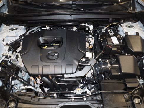 Certified 2025 MAZDA CX-30 AWD 2.5 S w/ Preferred Package image 19