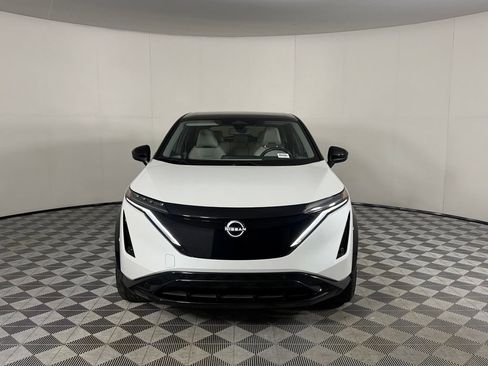 Used 2024 Nissan Ariya FWD image 3