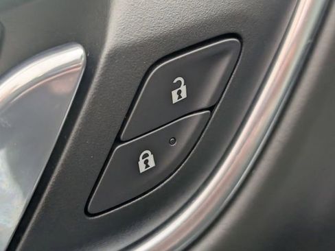 Used 2023 Chevrolet Tahoe RST image 11