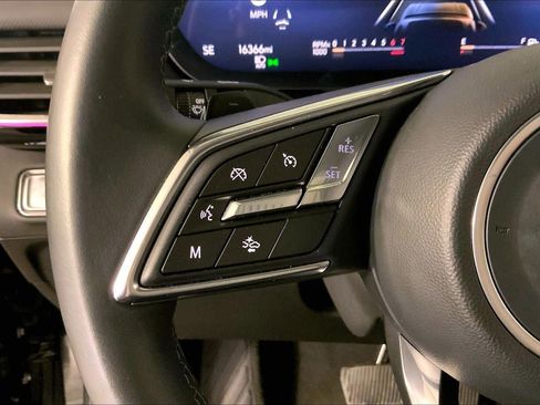 Used 2025 Buick Envision Preferred image 18