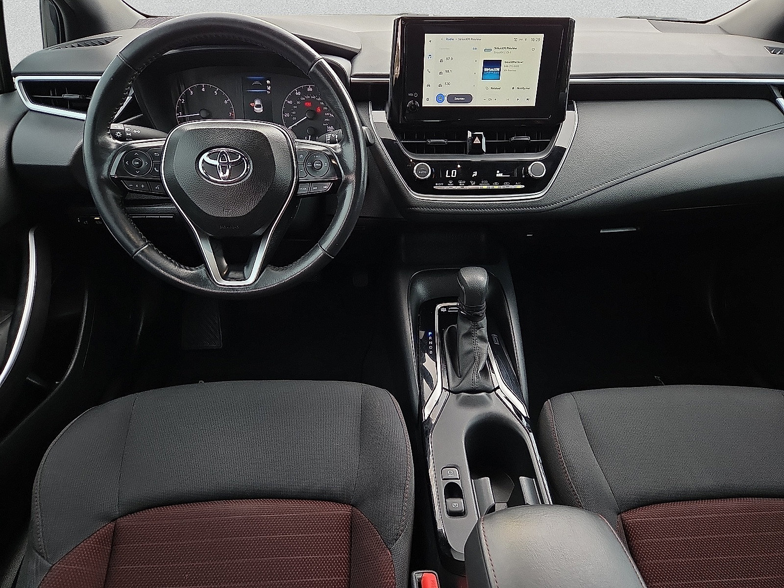 Used 2024 Toyota Corolla SE FWD image 11