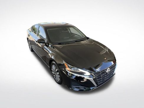 Certified 2023 Nissan Altima 2.5 SV FWD image 33