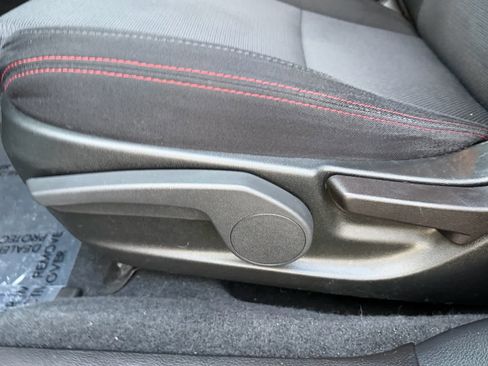 Used 2018 Subaru WRX image 19