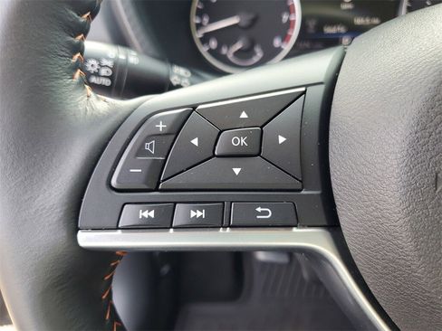 Used 2023 Nissan Sentra SR image 11