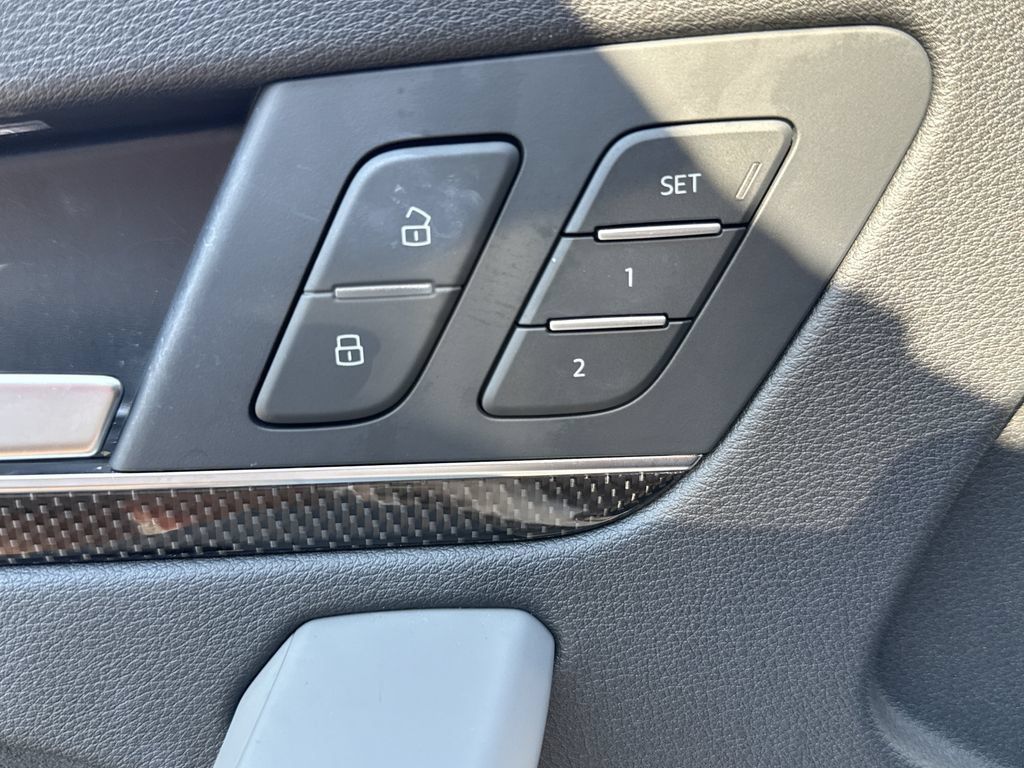 Used 2022 Audi SQ5 Premium w/ Convenience Package AWD/4WD image 19