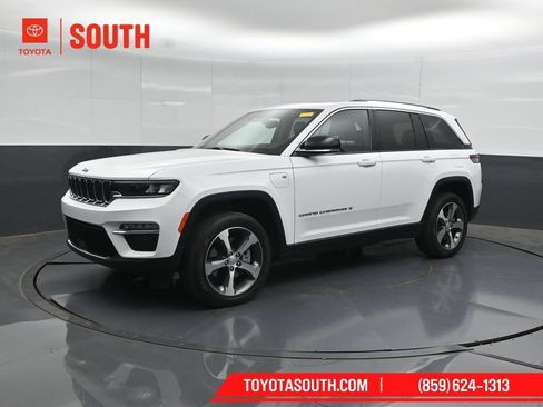 Used 2022 Jeep Grand Cherokee Limited 4xe AWD/4WD image 6