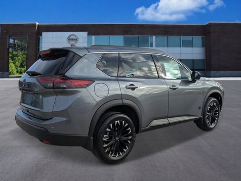 New 2026 Nissan Rogue SV FWD image 5