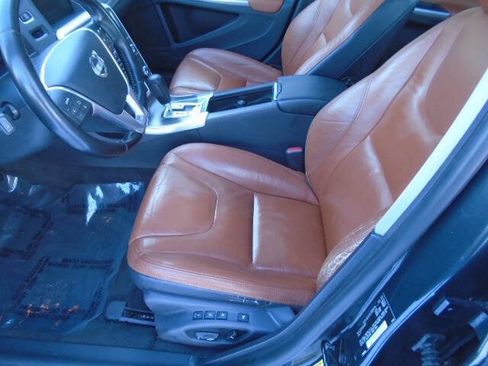 Used 2012 Volvo S60 T5 image 10