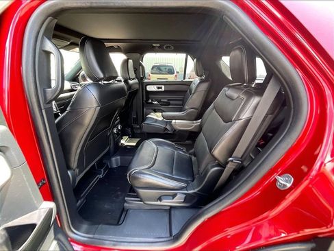 Used 2023 Ford Explorer ST w/ Equipment Group 401A AWD/4WD image 15