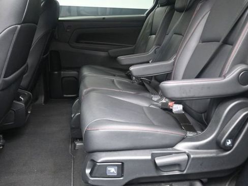 Used 2025 Honda Odyssey Sport-L image 19