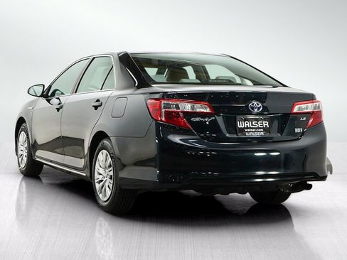 Used 2012 Toyota Camry LE FWD image 3