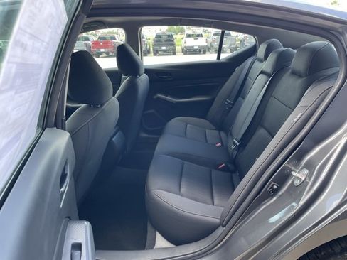 New 2025 Nissan Altima 2.5 S image 18