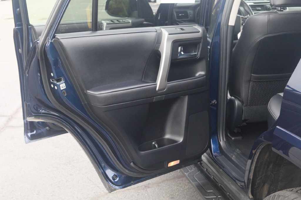 Used 2023 Toyota 4Runner SR5 Premium w/ Moonroof Package AWD/4WD image 30