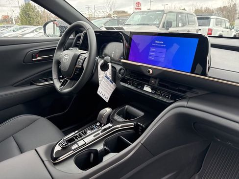 New 2026 Toyota Crown Signia AWD/4WD image 5