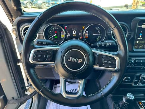 Used 2023 Jeep Wrangler Unlimited Sahara w/ Cold Weather Group AWD/4WD image 26