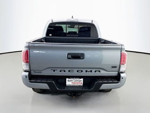 Used 2021 Toyota Tacoma TRD Off-Road w/ Technology Package image 6