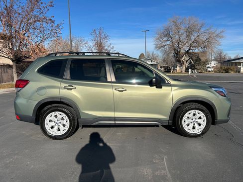Used 2020 Subaru Forester Base w/ Alloy Wheel Package image 6
