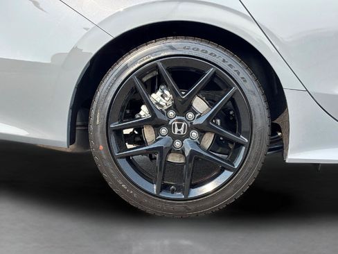 Certified 2026 Honda Civic Sport image 9