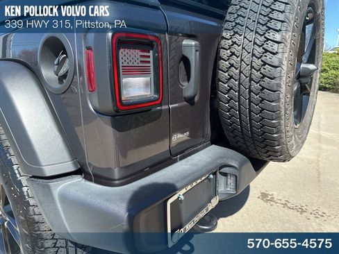 Used 2021 Jeep Wrangler Unlimited Sport AWD/4WD image 16